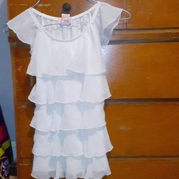 Clothes - Picture 1 of 3